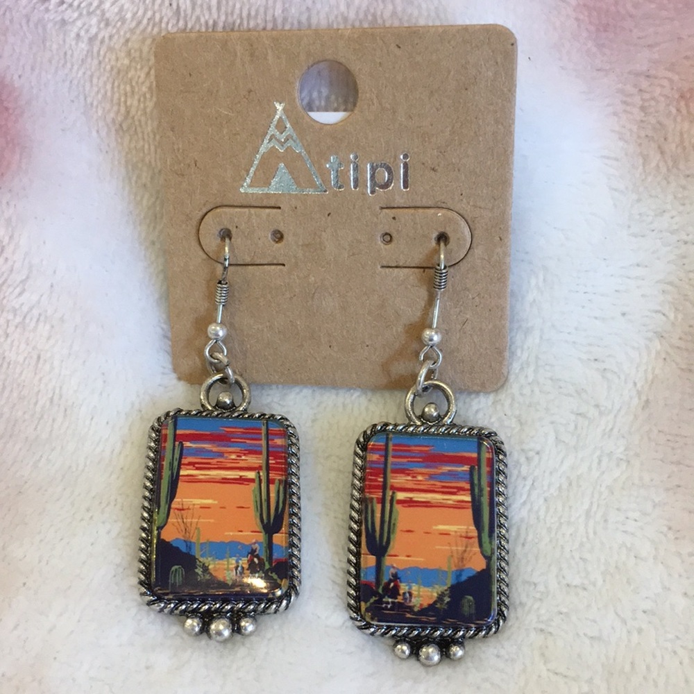 Sonoran Dessert Sunset Fashion Pierced Earrings NWT by Atipi. 1.50” gangle